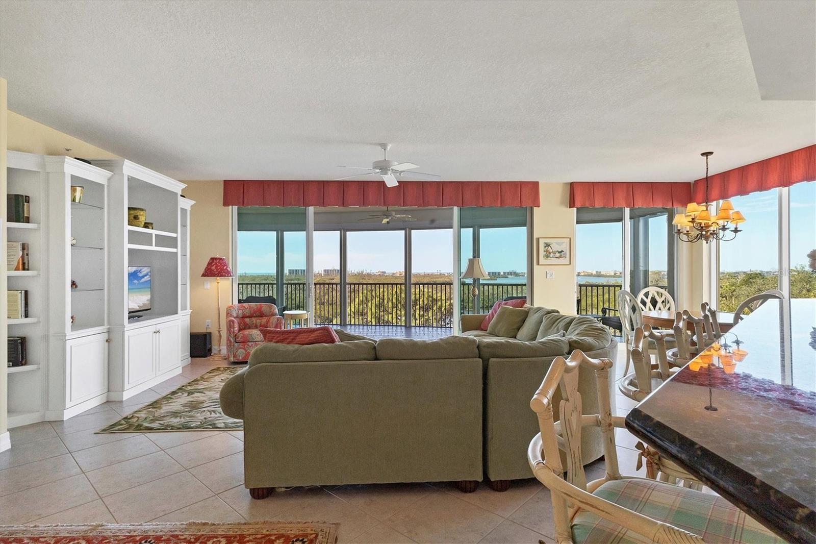 MERIDIAN AT THE OAKS PRESERVE - Residential