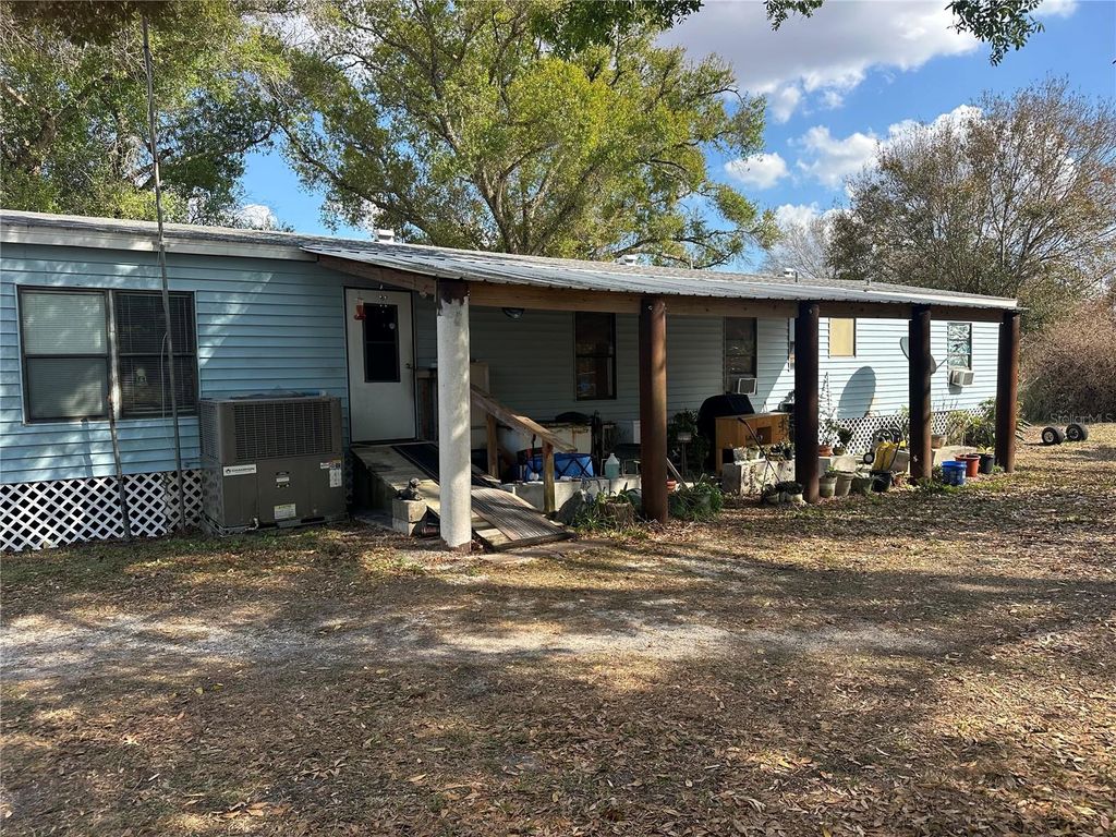 Photo of 1491 NE Cross Avenue, Arcadia, FL 34266 (MLS # C7522006)