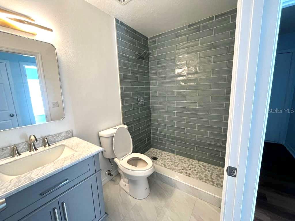 SOUTH FORK UNIT 2 - Residential Lease