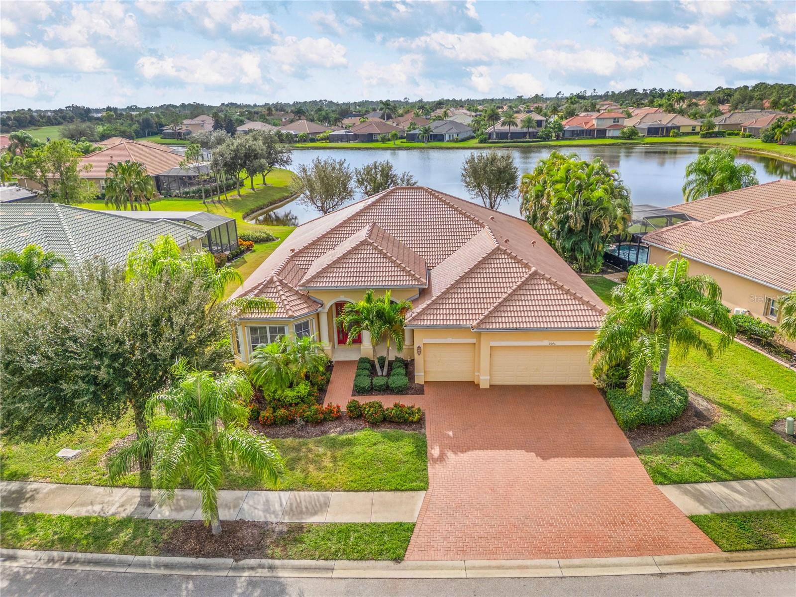 HERON CREEK - Residential