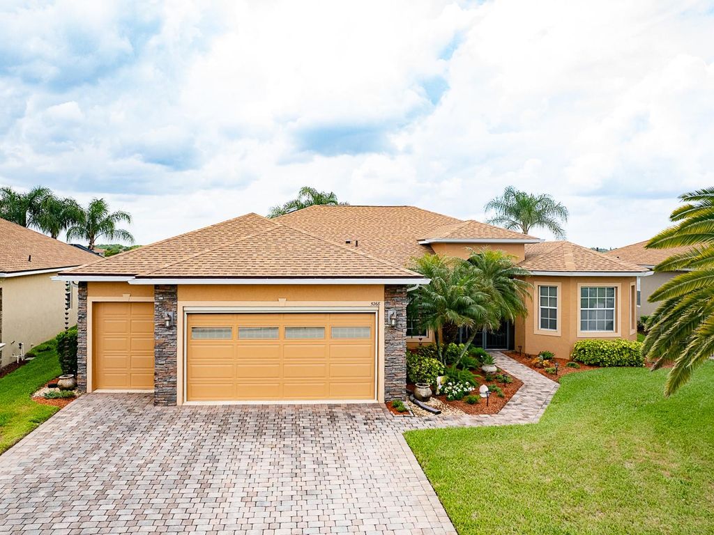 Photo of 5268 Pebble Beach Boulevard, Winter Haven, FL 33884 (MLS # L4960893)