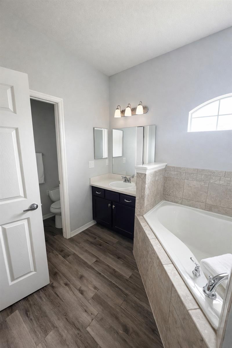 LAKES TR 04 - Residential