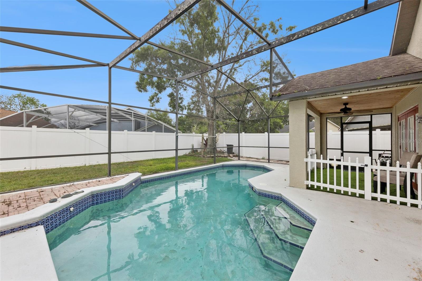 CAMBRIDGE COMMONS - Residential