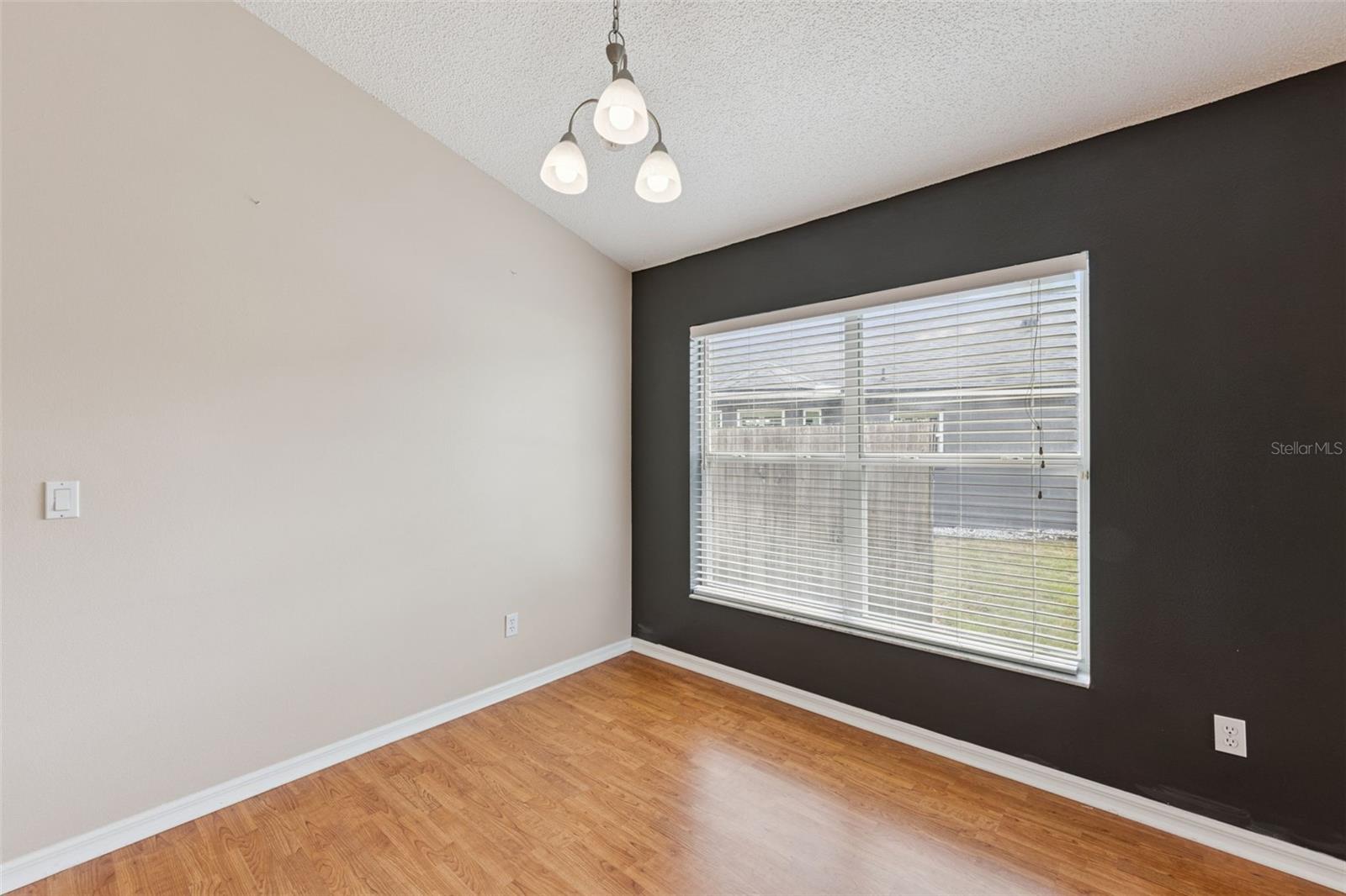 CAMBRIDGE COMMONS - Residential