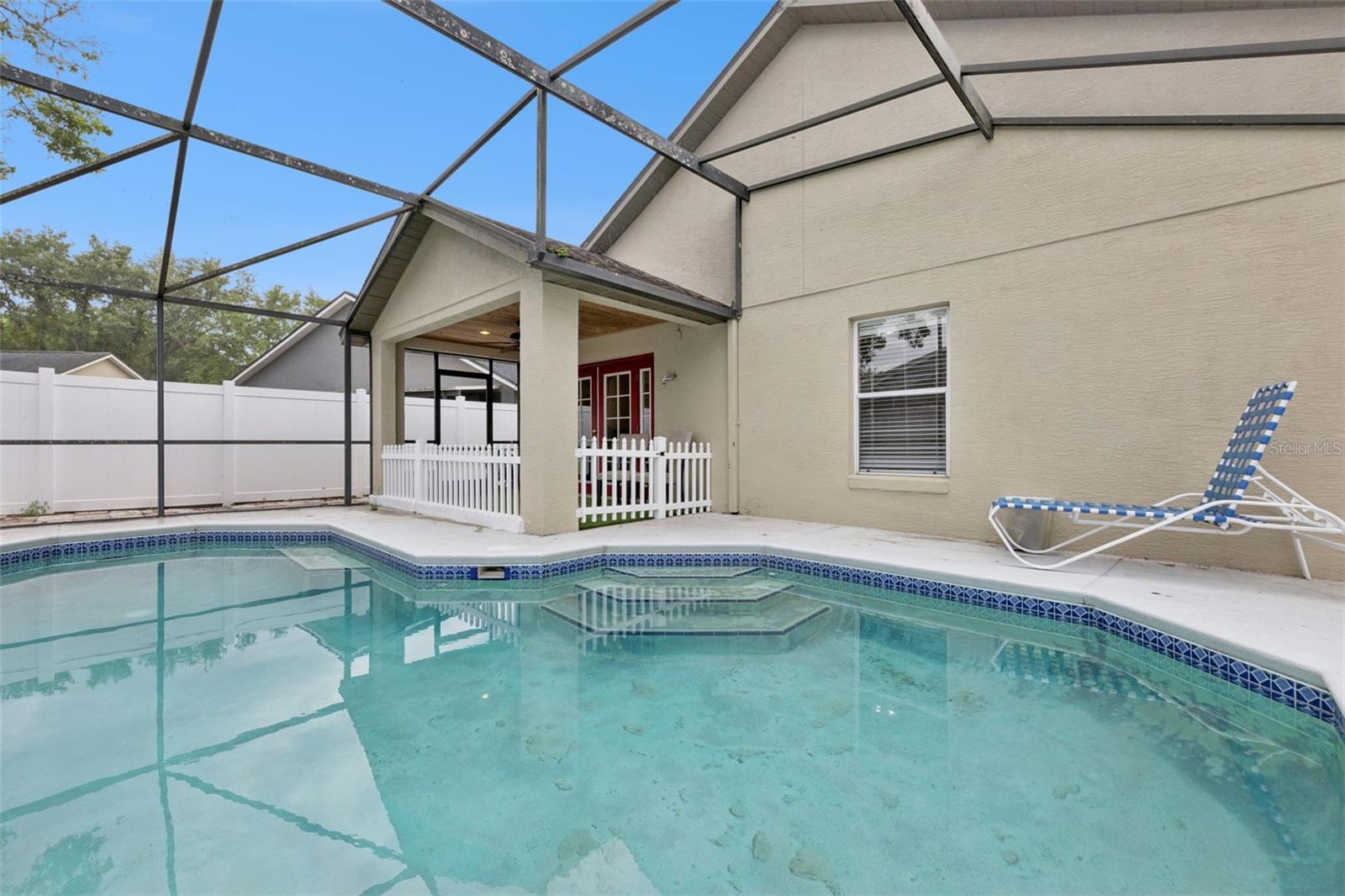 CAMBRIDGE COMMONS - Residential