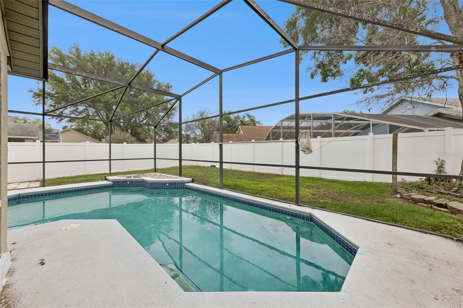 CAMBRIDGE COMMONS - Residential