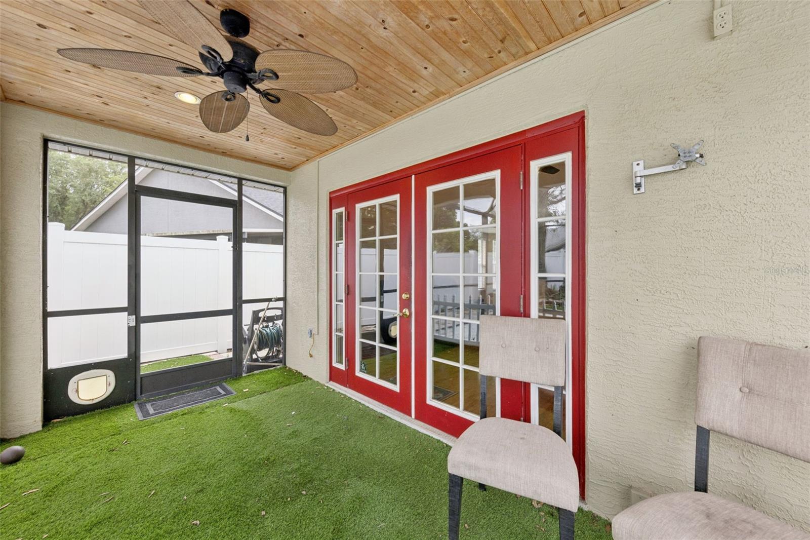 CAMBRIDGE COMMONS - Residential