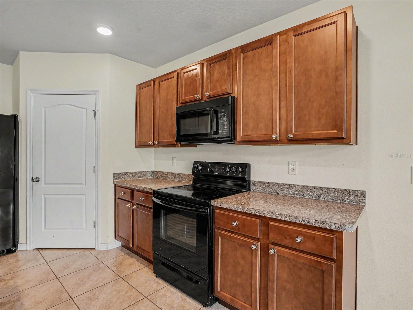 281 ST GEORGES CIRCLE