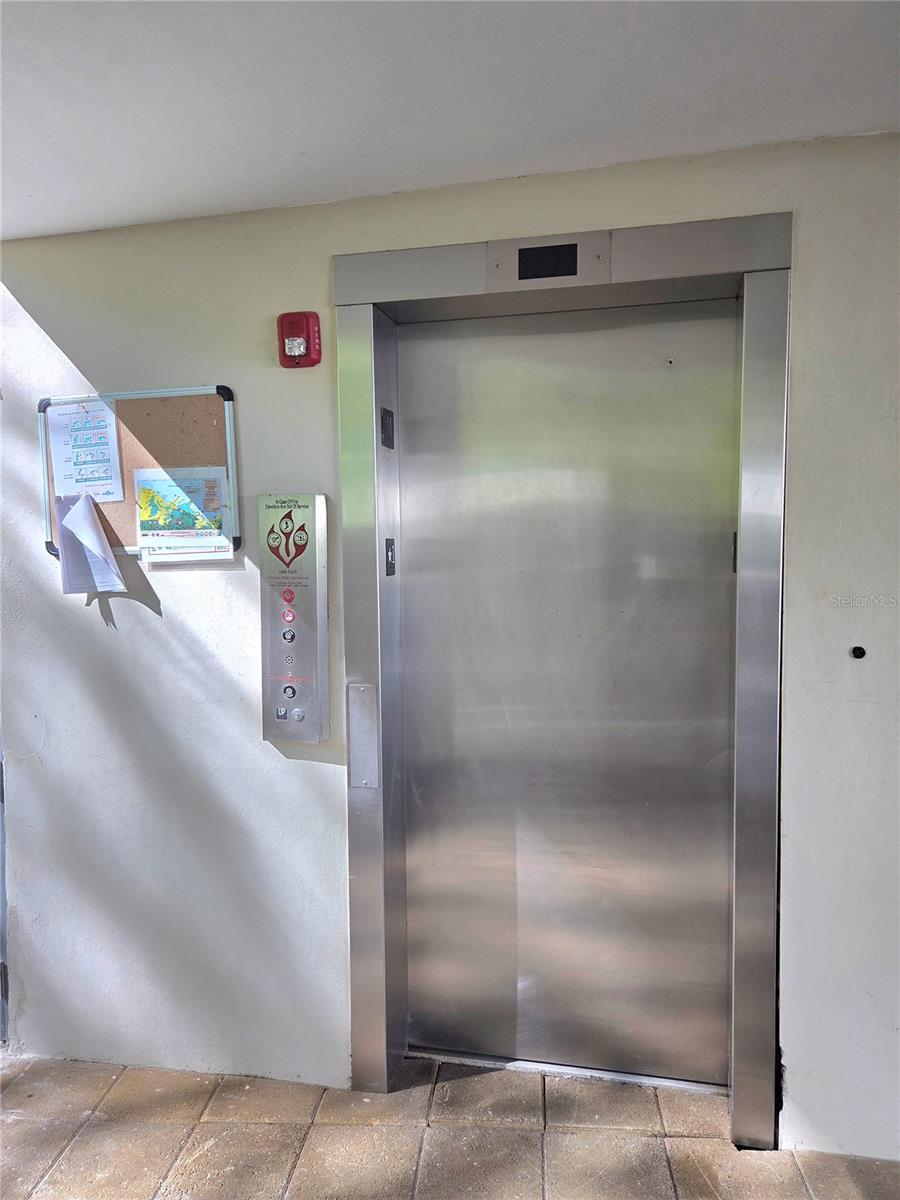 COND GRAND BAY BEACH - Residential