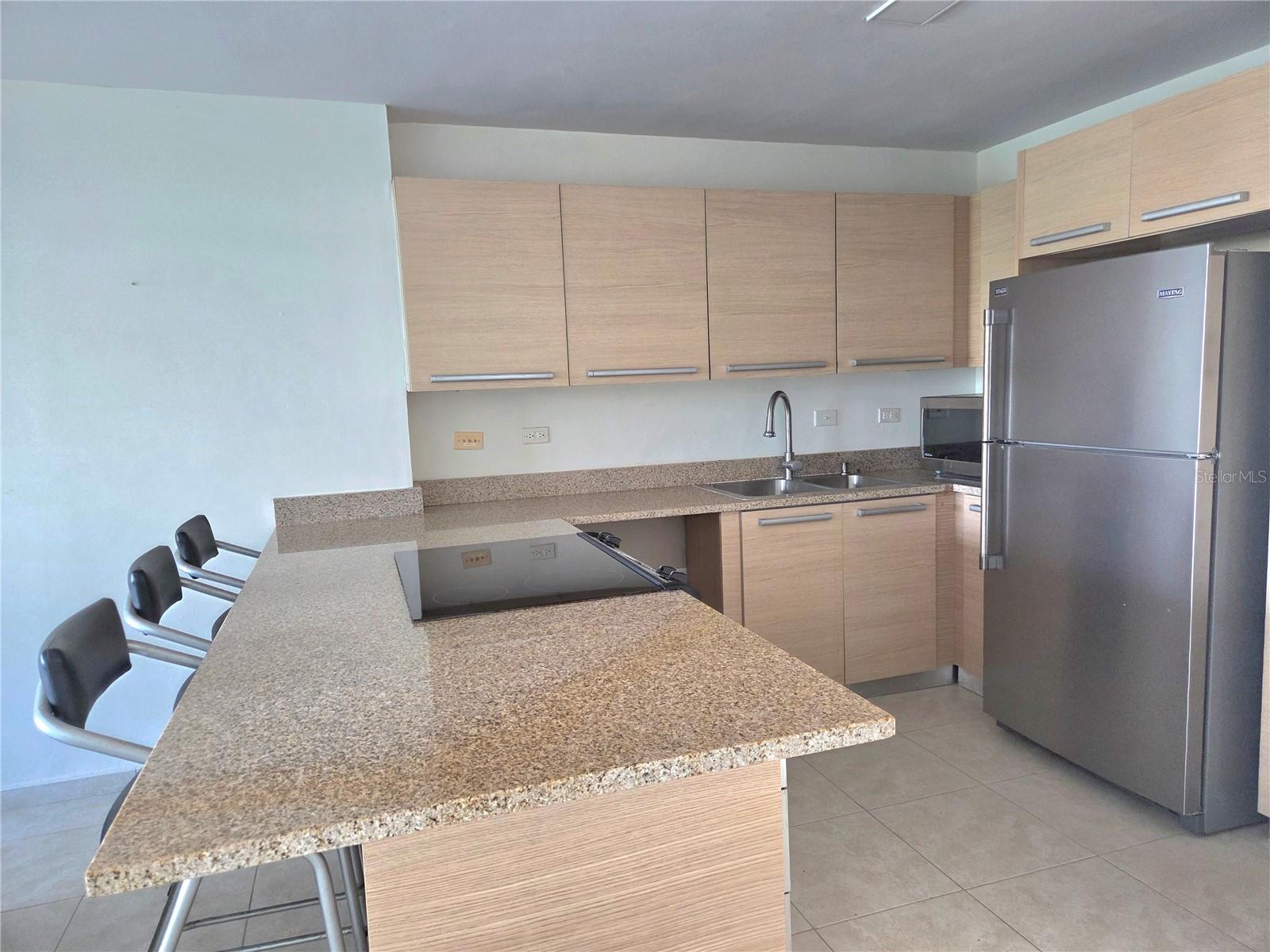 COND GRAND BAY BEACH - Residential