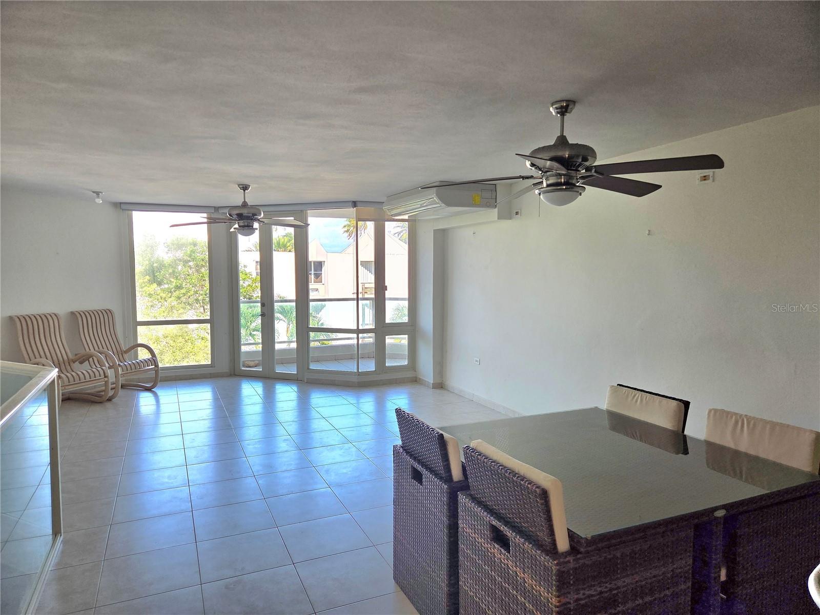 COND GRAND BAY BEACH - Residential