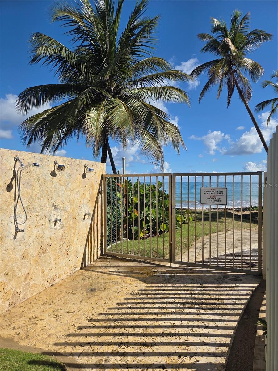 COND GRAND BAY BEACH - Residential