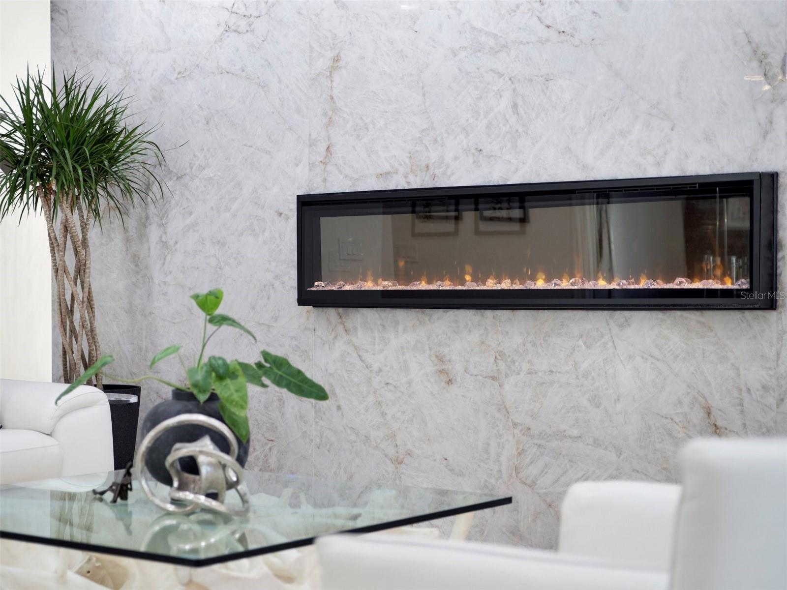 COACH HOMES/KENSINGTON SHORES - Residential