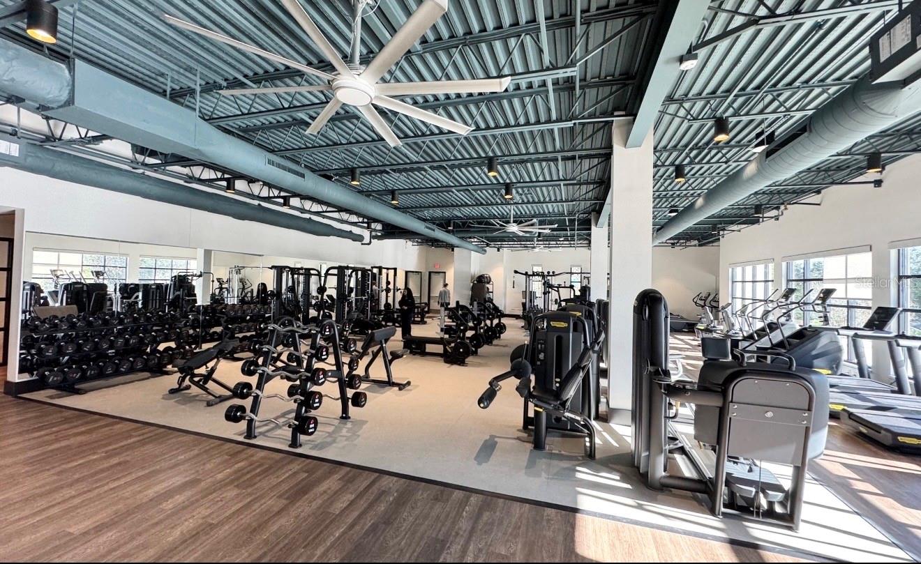 COACH HOMES/KENSINGTON SHORES - Residential