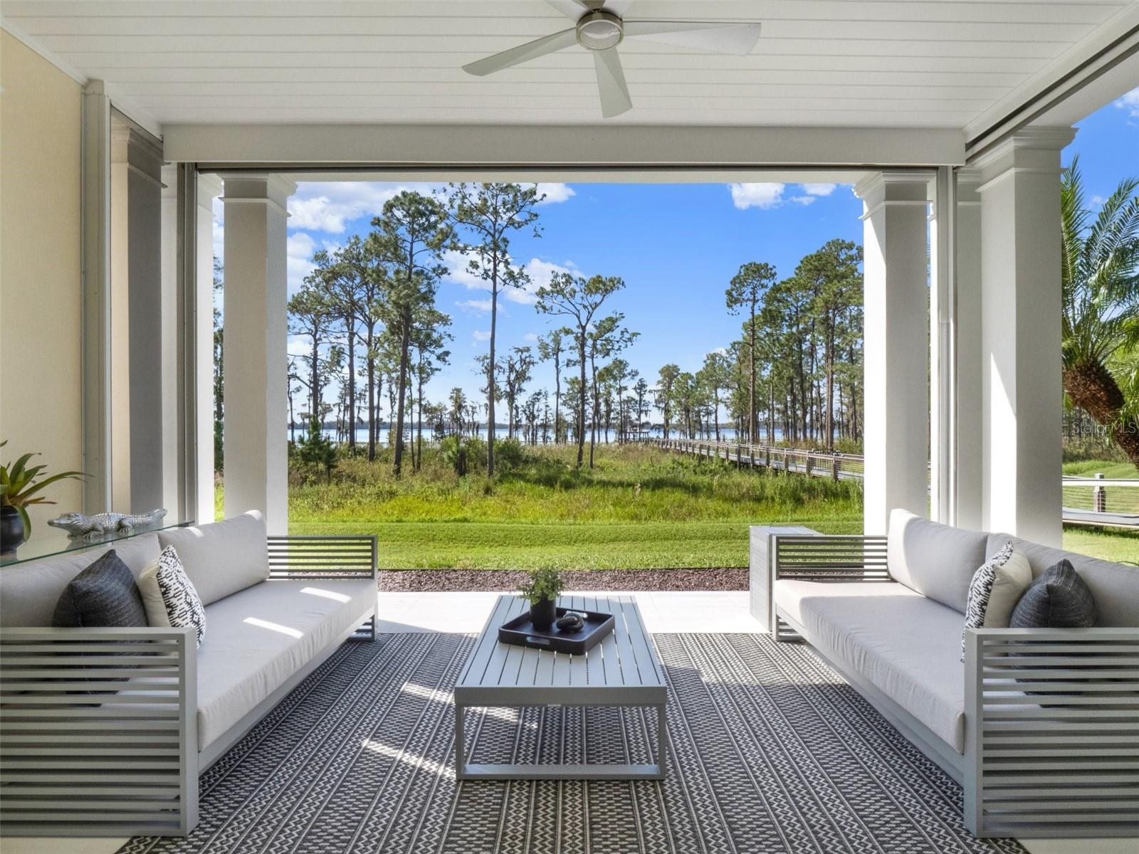 COACH HOMES/KENSINGTON SHORES - Residential