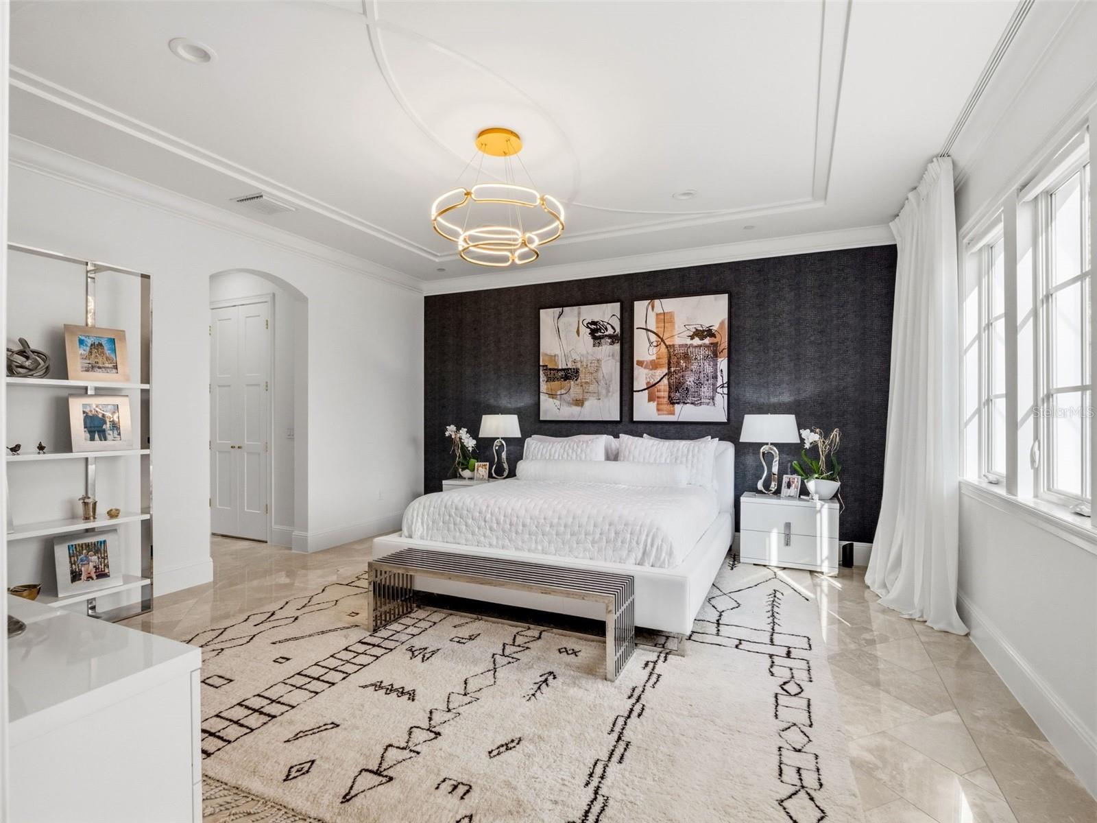 COACH HOMES/KENSINGTON SHORES - Residential