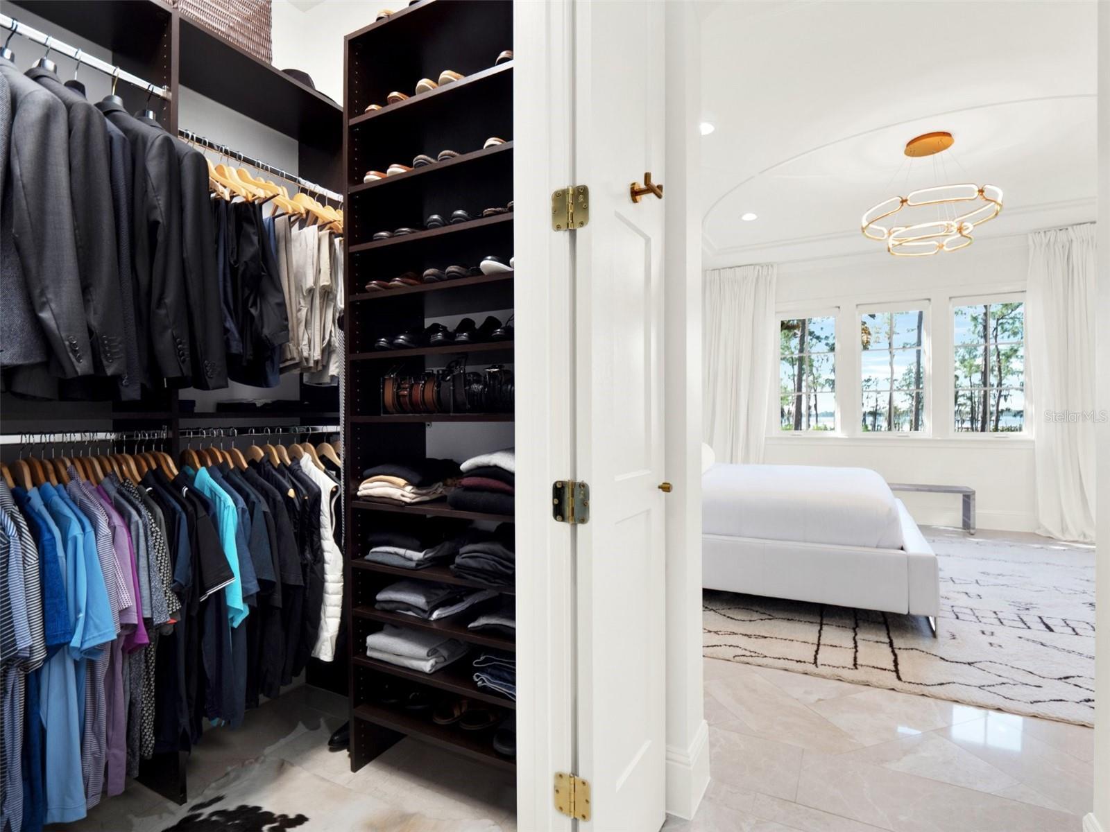 COACH HOMES/KENSINGTON SHORES - Residential