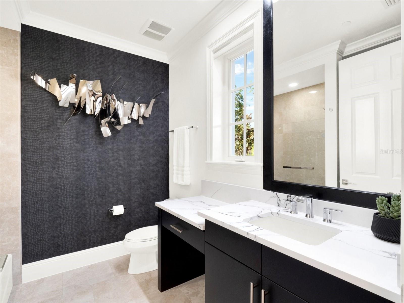 COACH HOMES/KENSINGTON SHORES - Residential