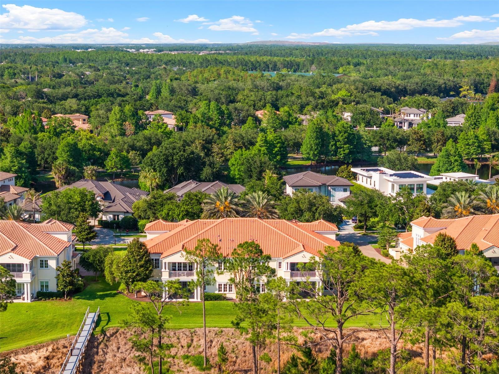 COACH HOMES/KENSINGTON SHORES - Residential