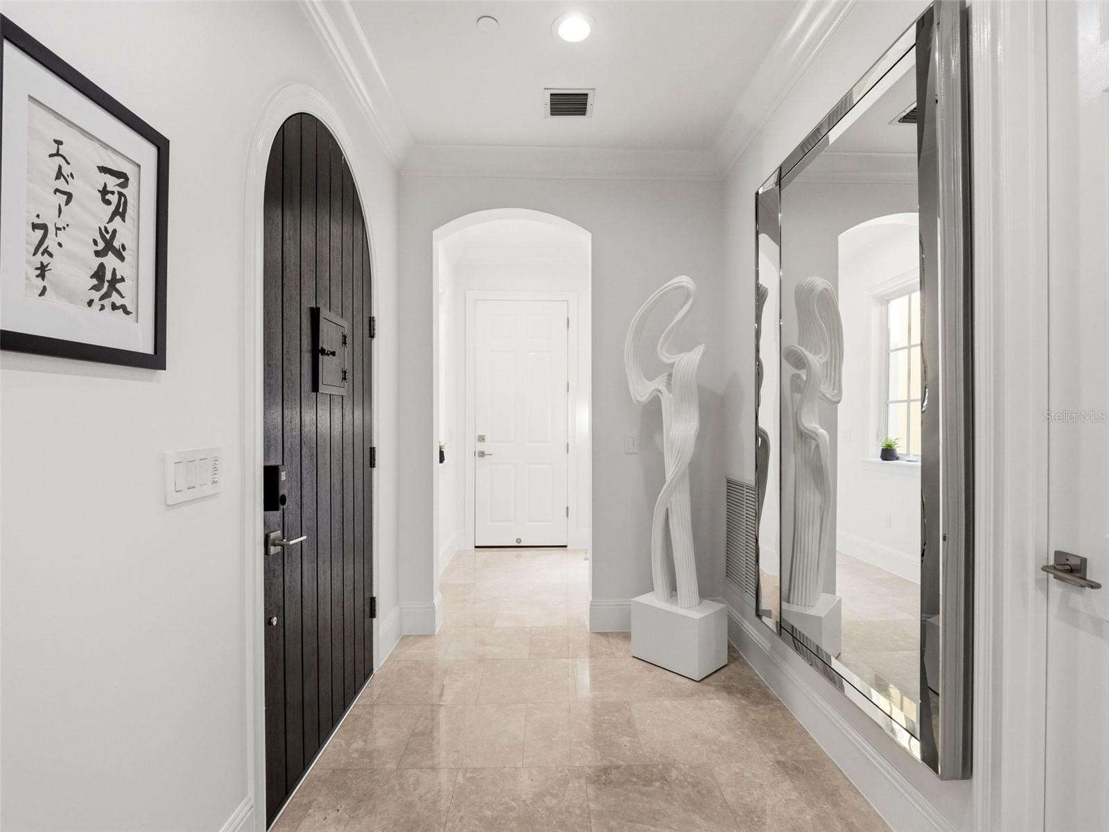 COACH HOMES/KENSINGTON SHORES - Residential