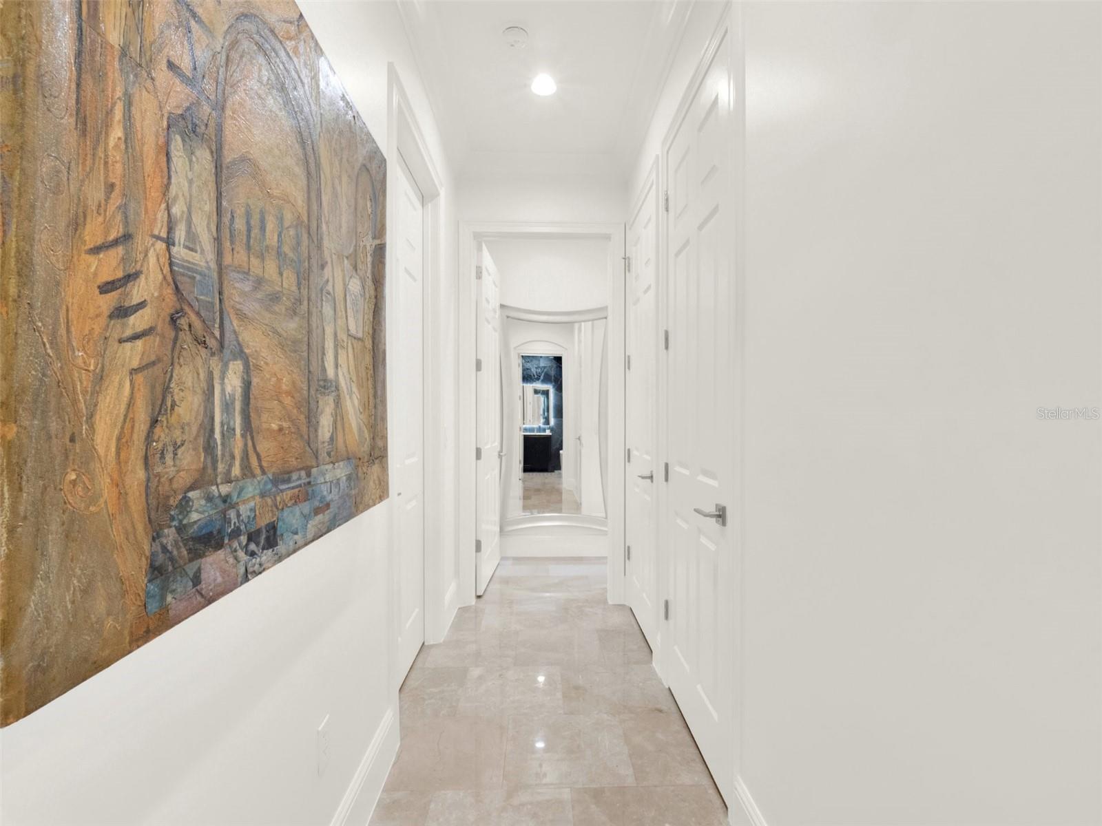 COACH HOMES/KENSINGTON SHORES - Residential