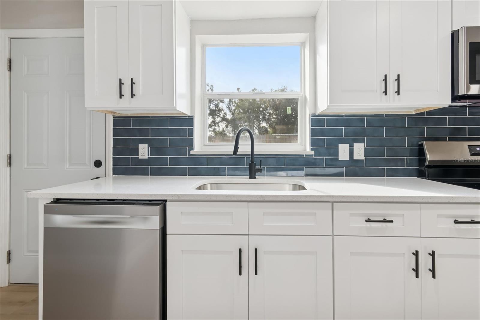 AYALAS GROVE SUB 1ST - Residential