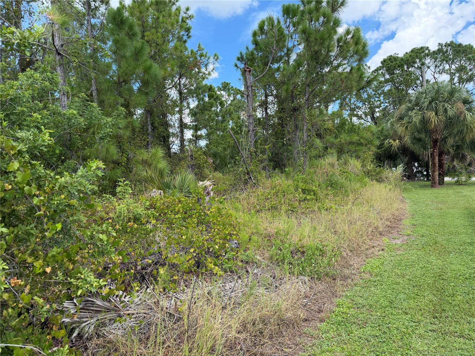 GUTTENBURG ROAD, NORTH PORT, FL, 34288 2 GUTTENBURG ROAD