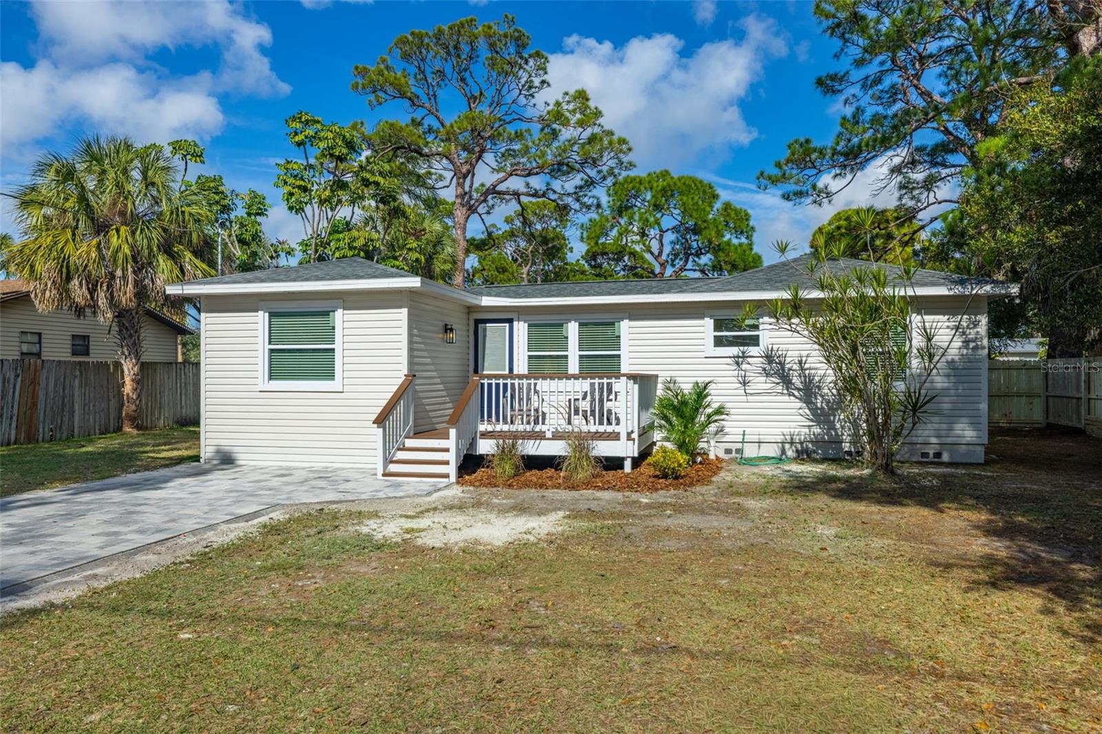 LAKE PASADENA DEV - Residential