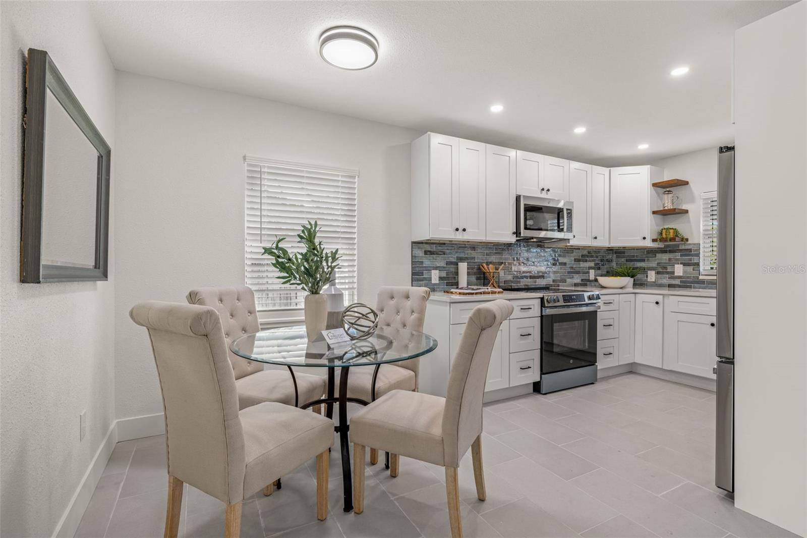 LAKE PASADENA DEV - Residential