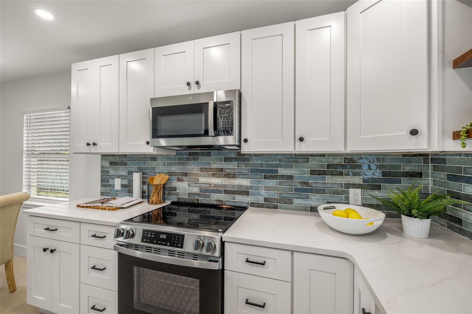 LAKE PASADENA DEV - Residential