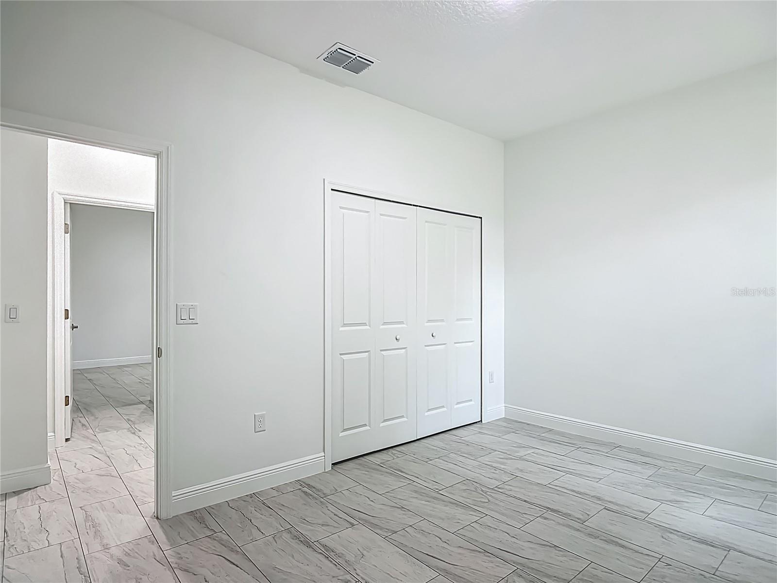 CITRUS SPGS UNIT 23 - Residential Lease