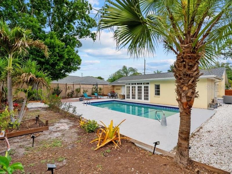 2226 FAIRFIELD AVENUE