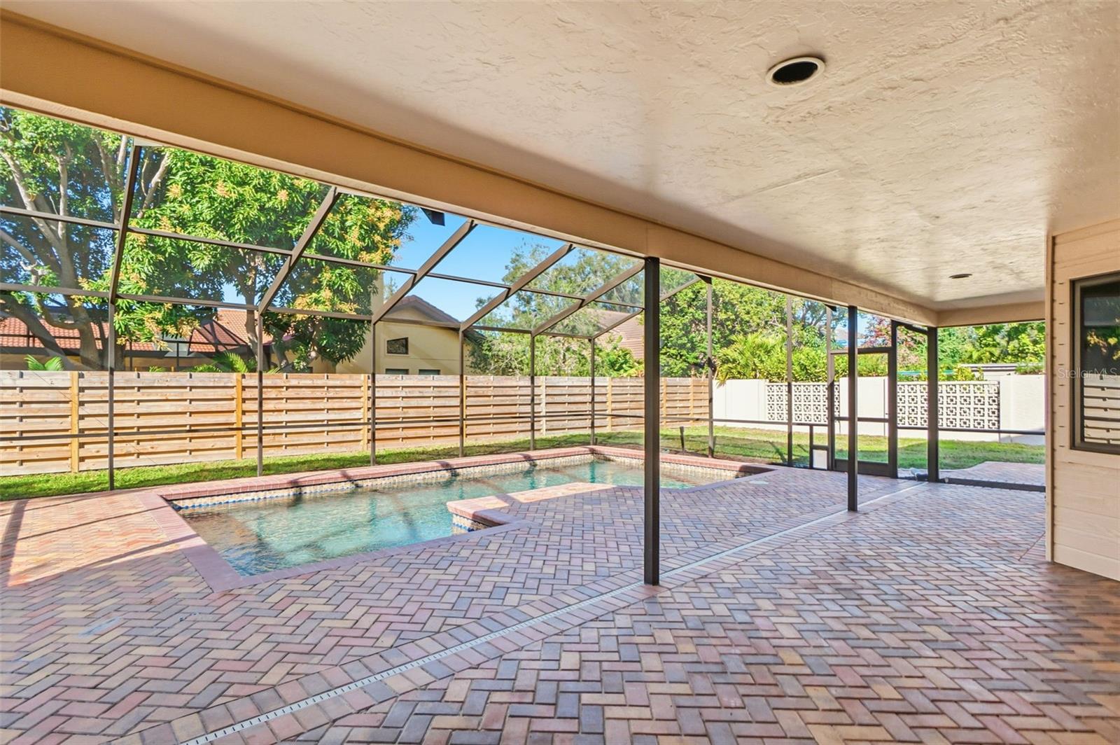 THE LANDINGS - Residential