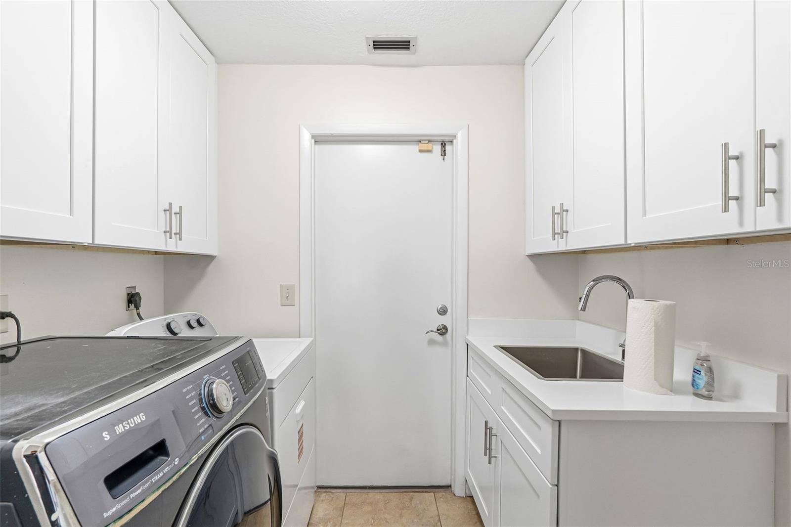 THE LANDINGS - Residential