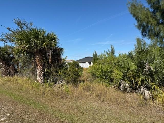 PORT CHARLOTTE SEC 093 - Land