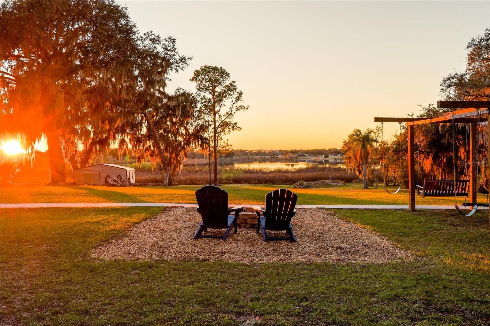 LAKESIDE ESTATES - Residential