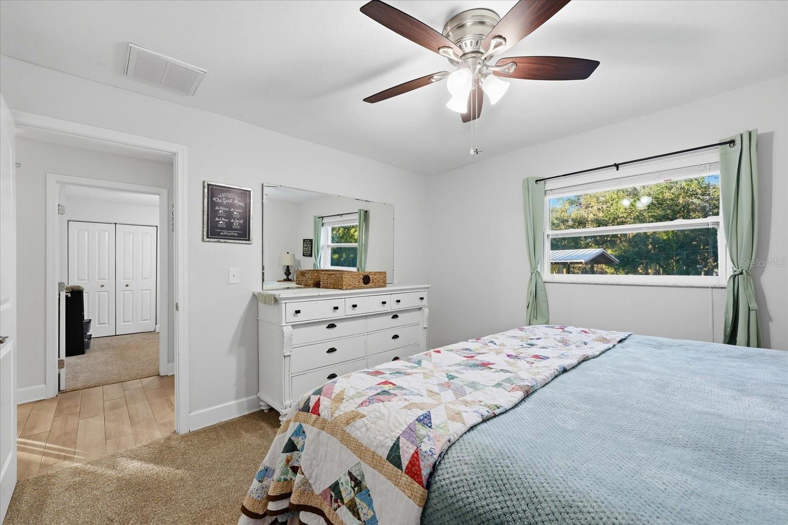 LAKESIDE ESTATES - Residential