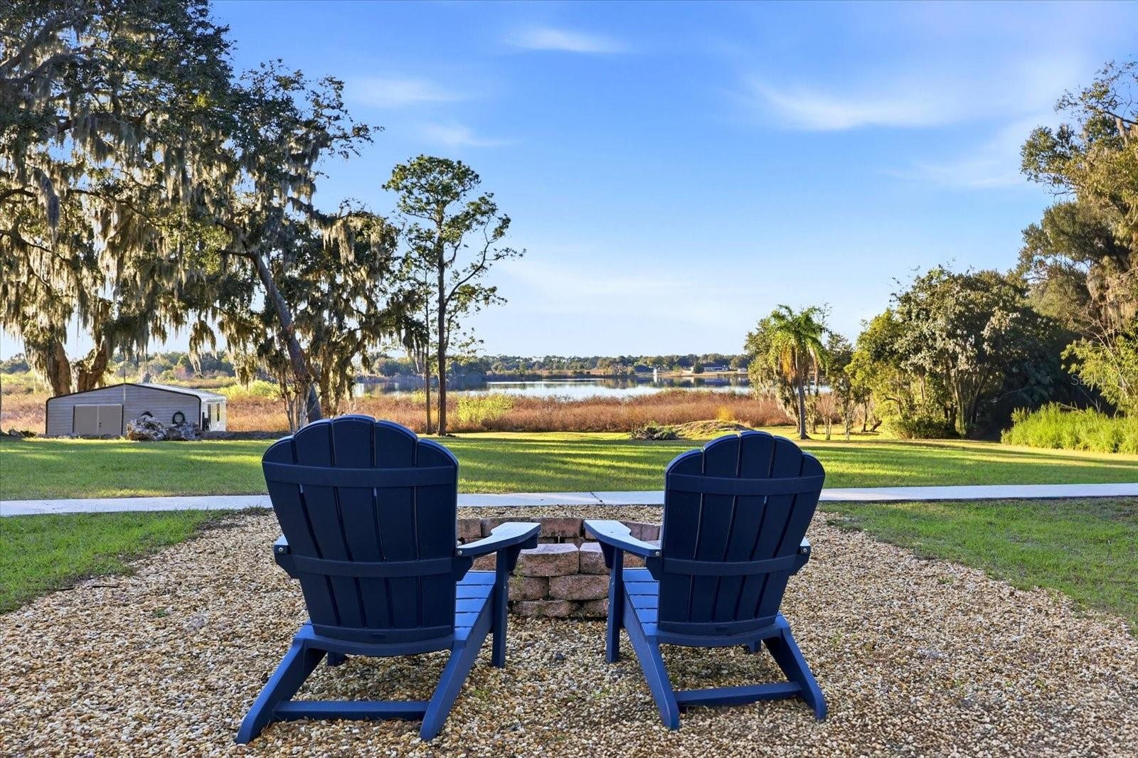 LAKESIDE ESTATES - Residential