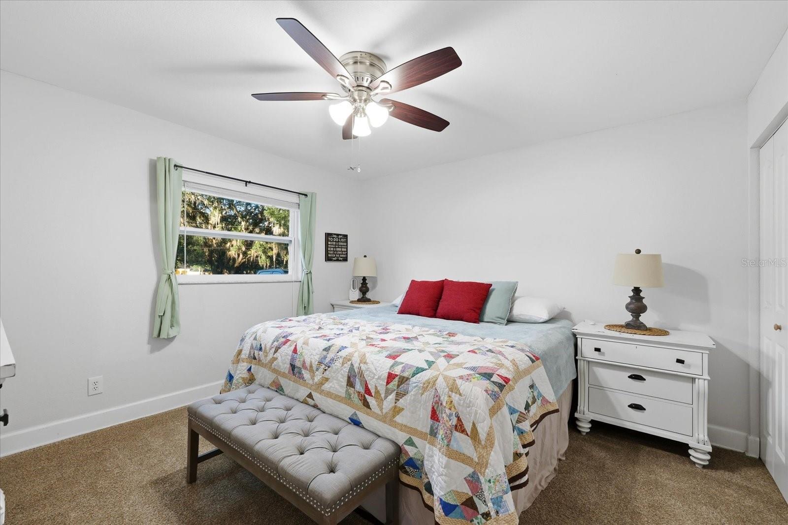 LAKESIDE ESTATES - Residential