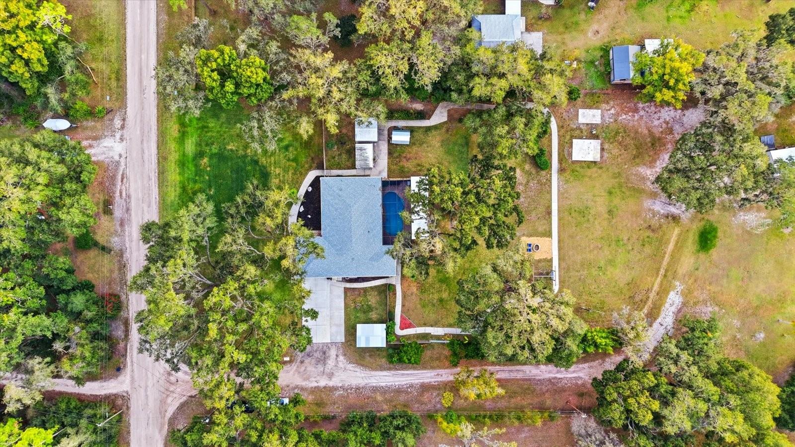 LAKESIDE ESTATES - Residential