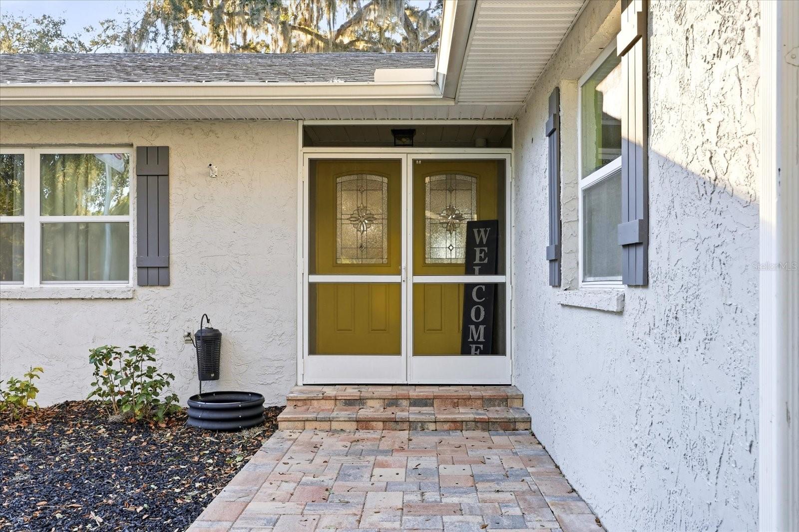 LAKESIDE ESTATES - Residential