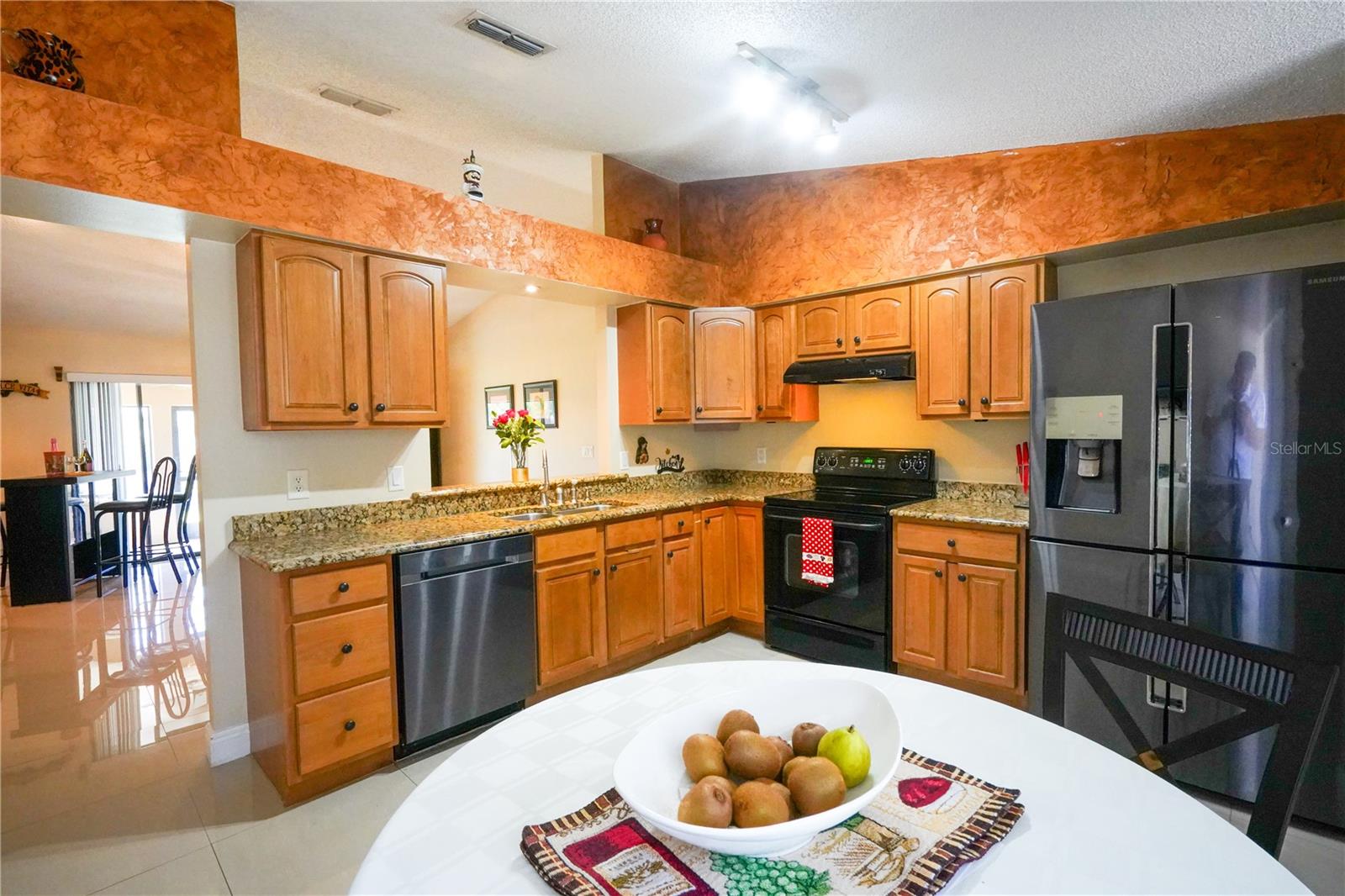 SILVER WOODS PH 01 - Residential