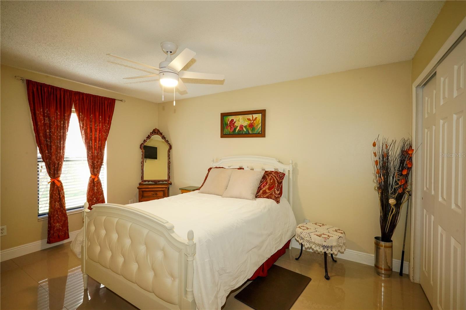 SILVER WOODS PH 01 - Residential