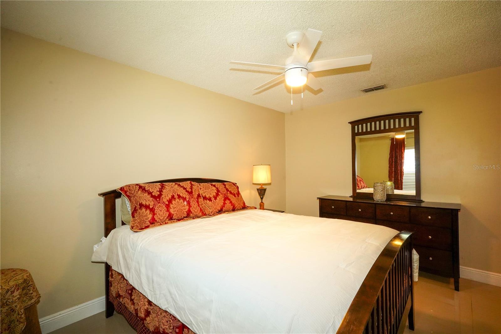 SILVER WOODS PH 01 - Residential