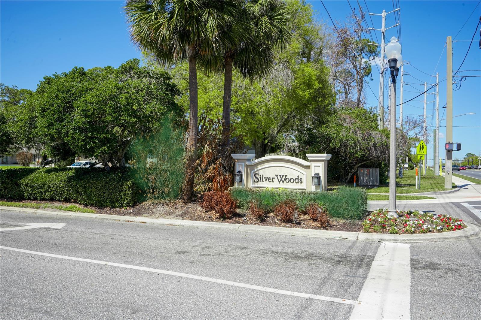 SILVER WOODS PH 01 - Residential