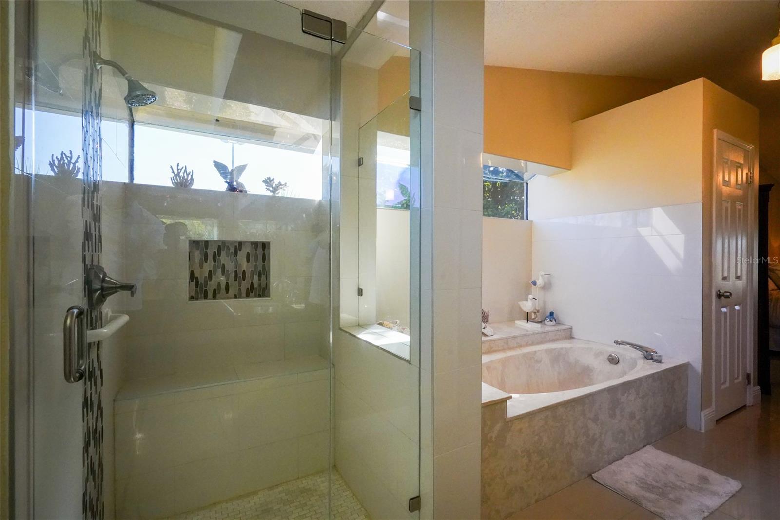 SILVER WOODS PH 01 - Residential