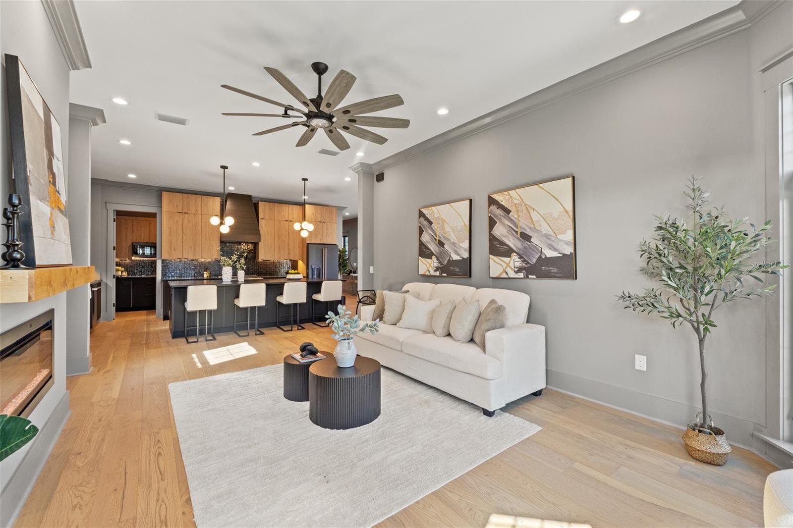 RIDGEWOOD PARK - Residential