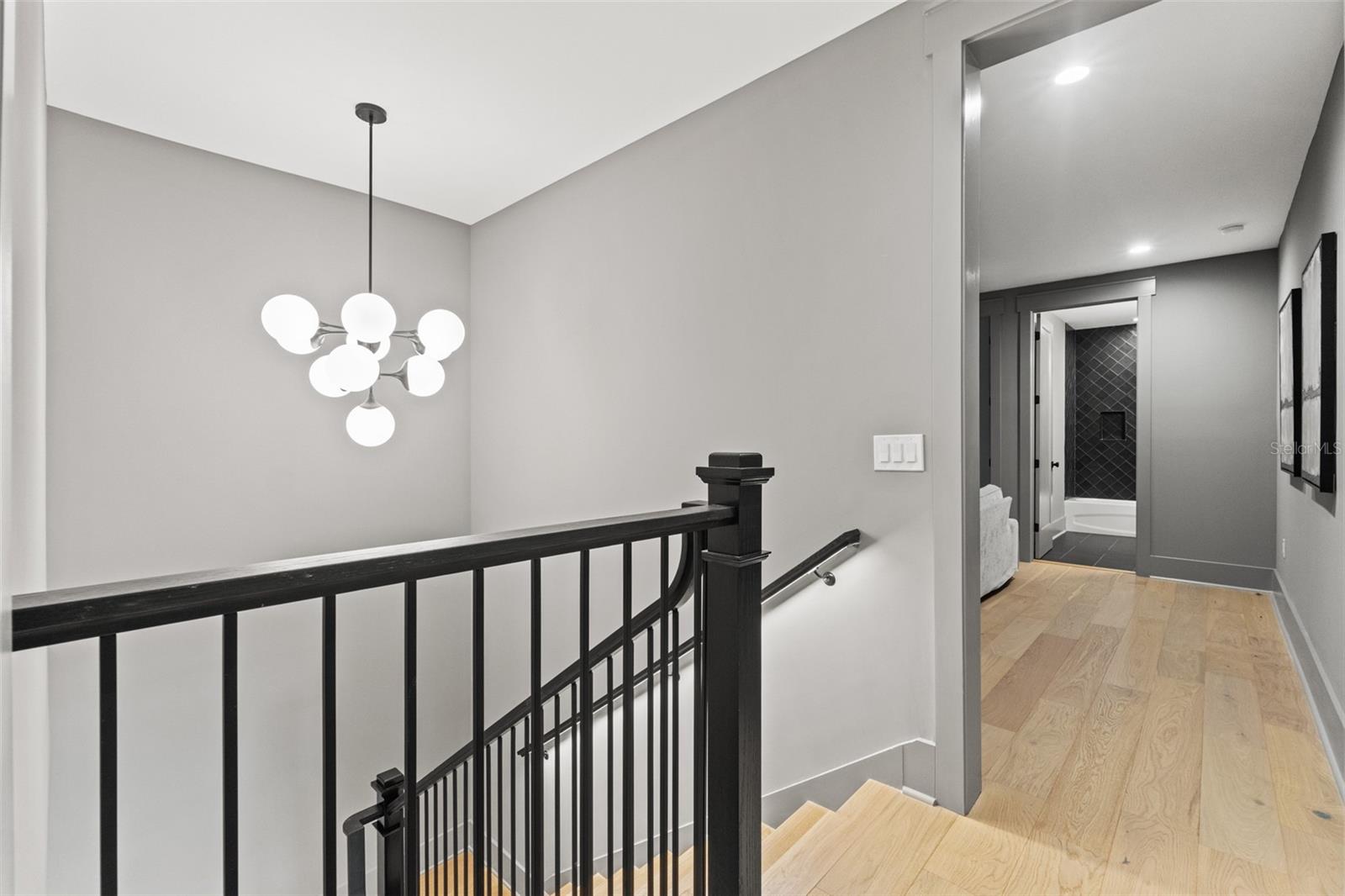 RIDGEWOOD PARK - Residential