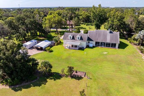 Tiny photo for 590 Crescent Street, Umatilla, FL 32784 (MLS # G5100308)