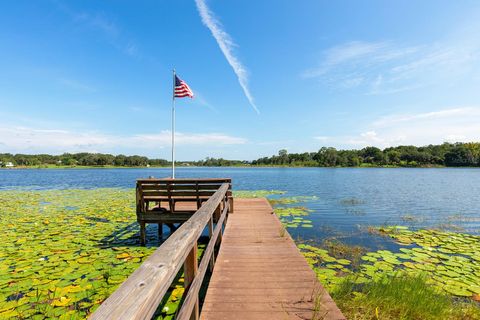 Tiny photo for 590 Crescent Street, Umatilla, FL 32784 (MLS # G5100308)